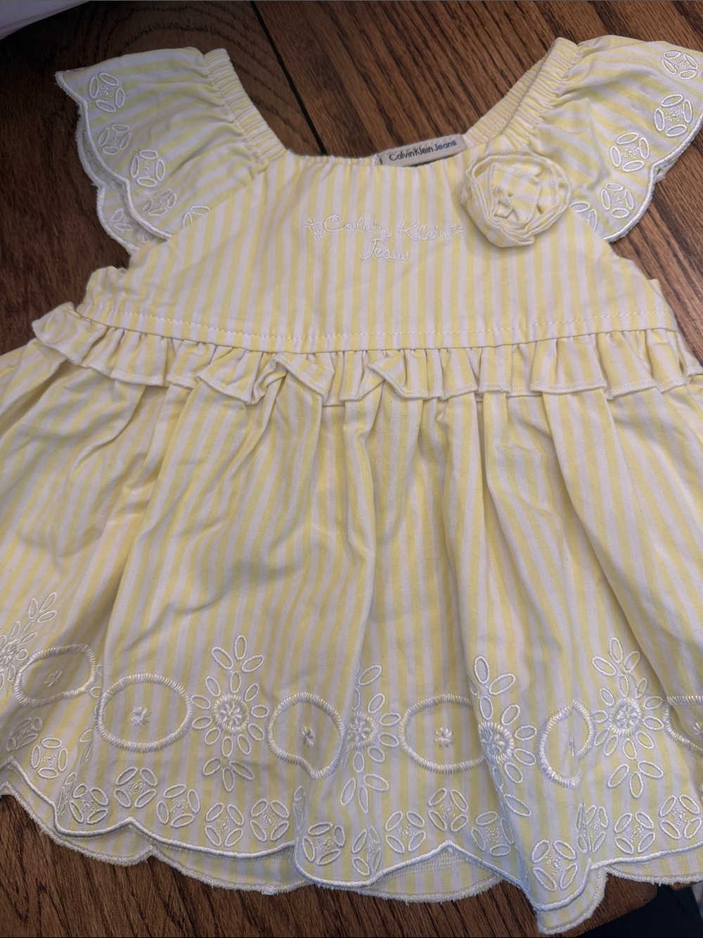 Calvin Klein Infant Baby Yellow Embroidered Summer Dress 6-9 Months EUC AZZ